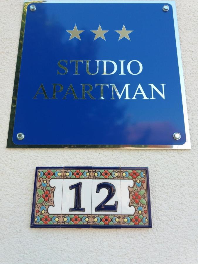 Studio Apartman Marta コレニツァ エクステリア 写真