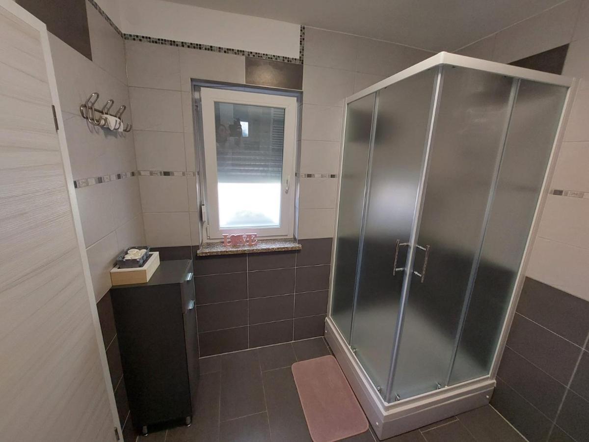 Studio Apartman Marta コレニツァ エクステリア 写真